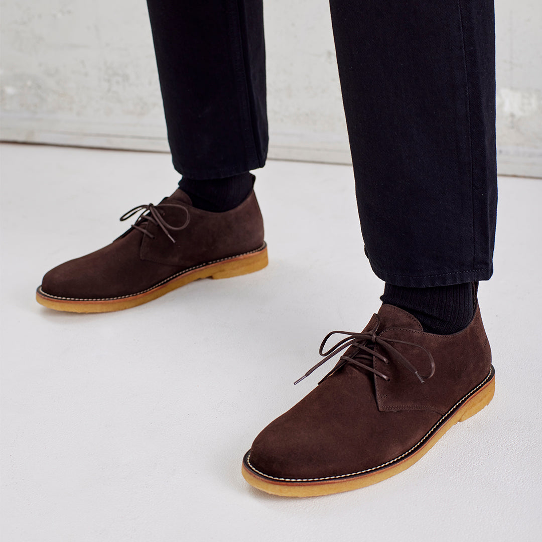 Lace-up shoes