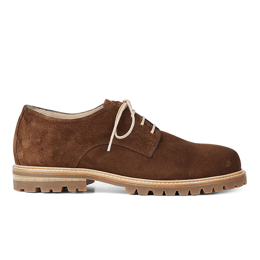 Lace-up shoes