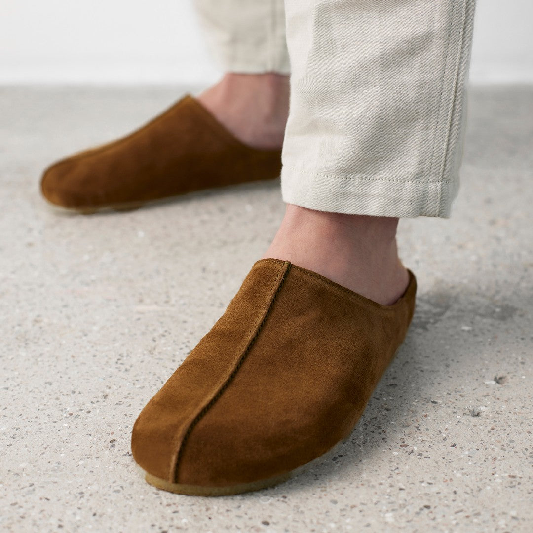 Footbed mule