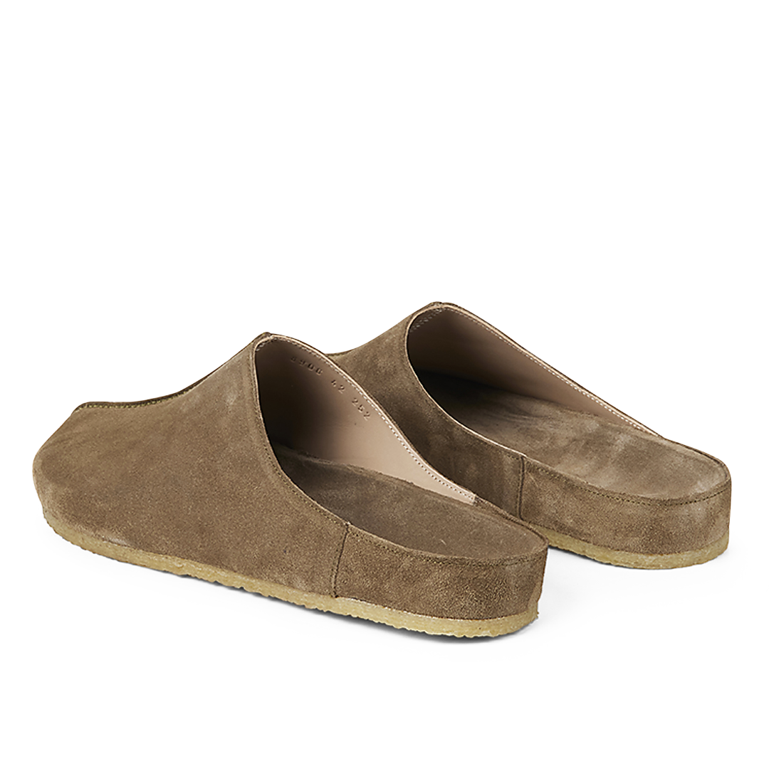 Footbed mule