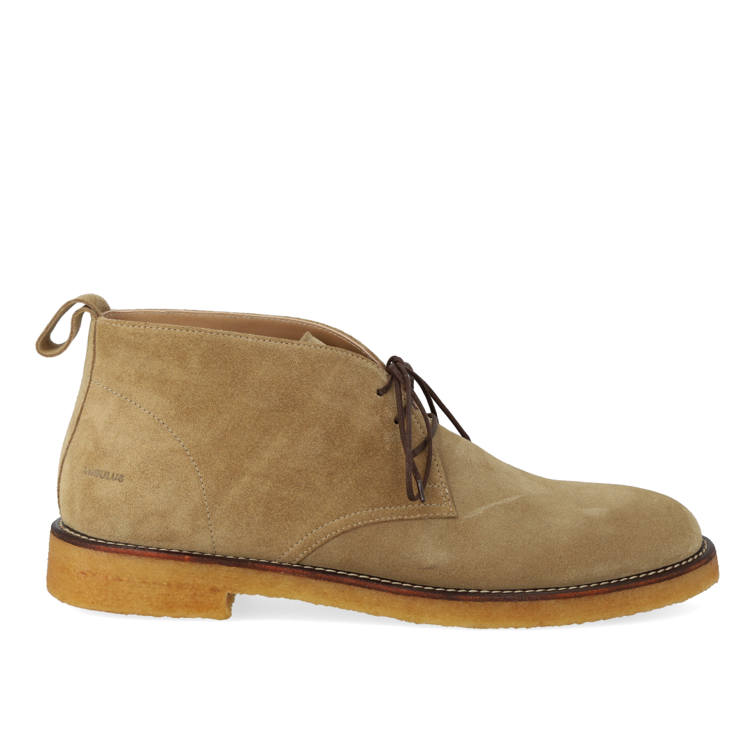 Classic desert boot