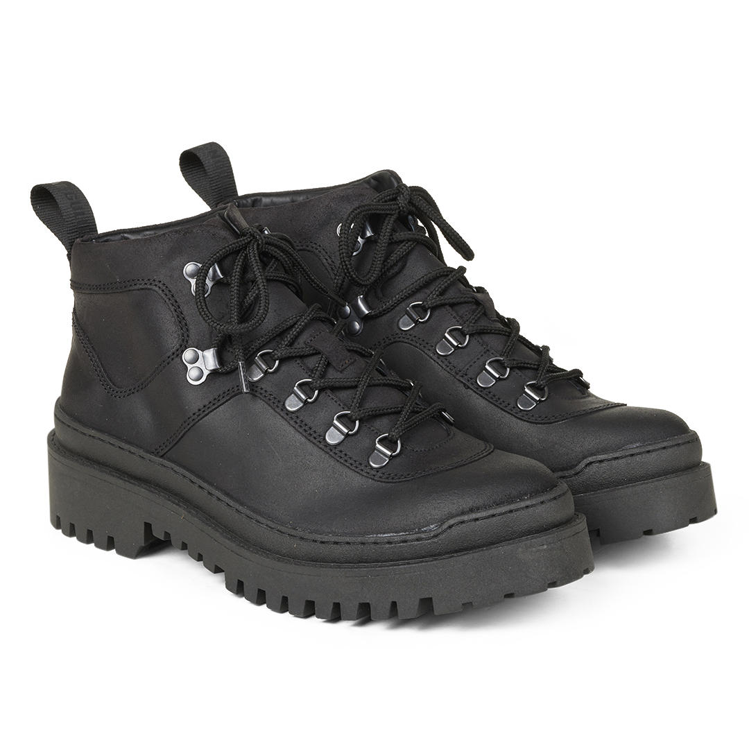 Lace-up Boot