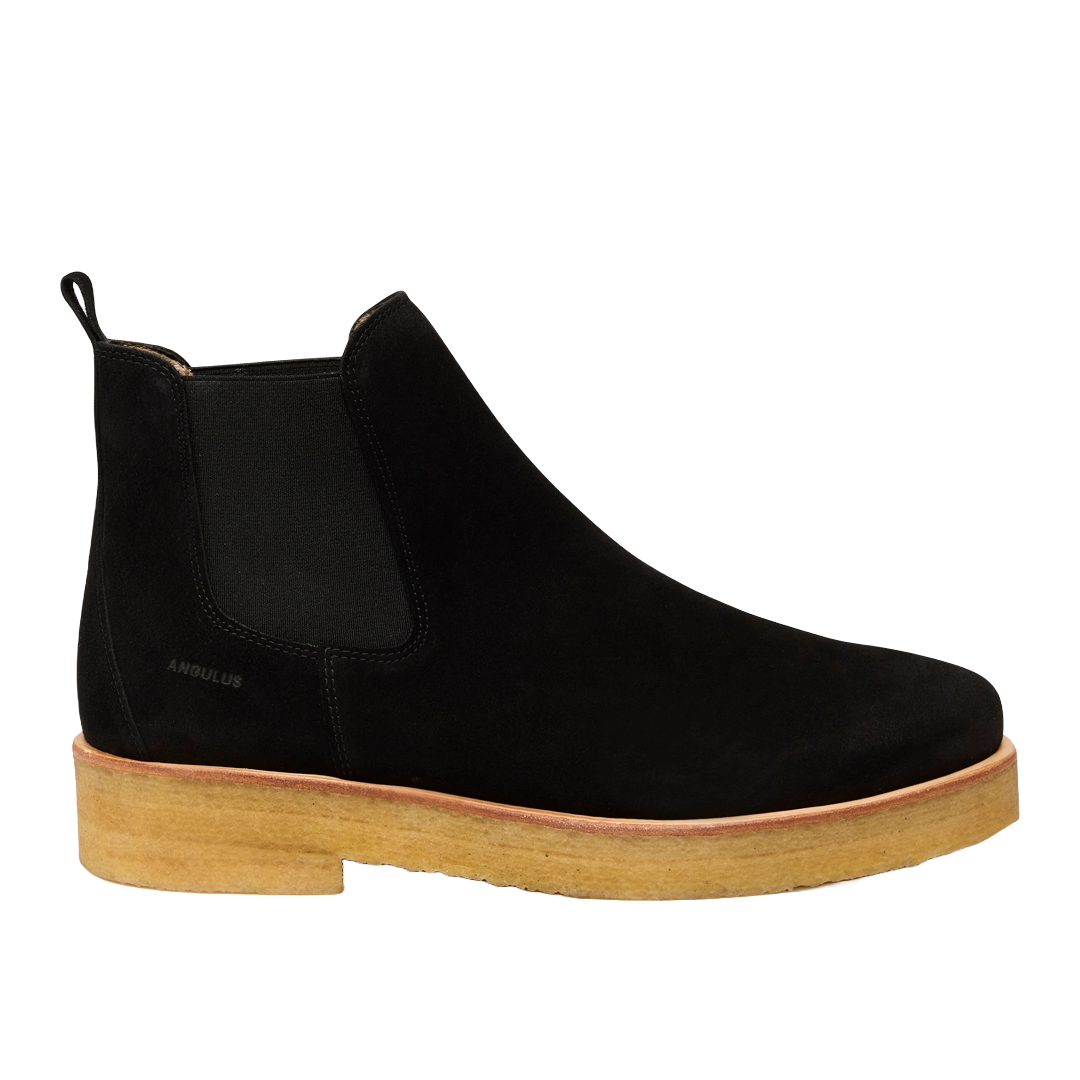 Chelsea boot with elastic