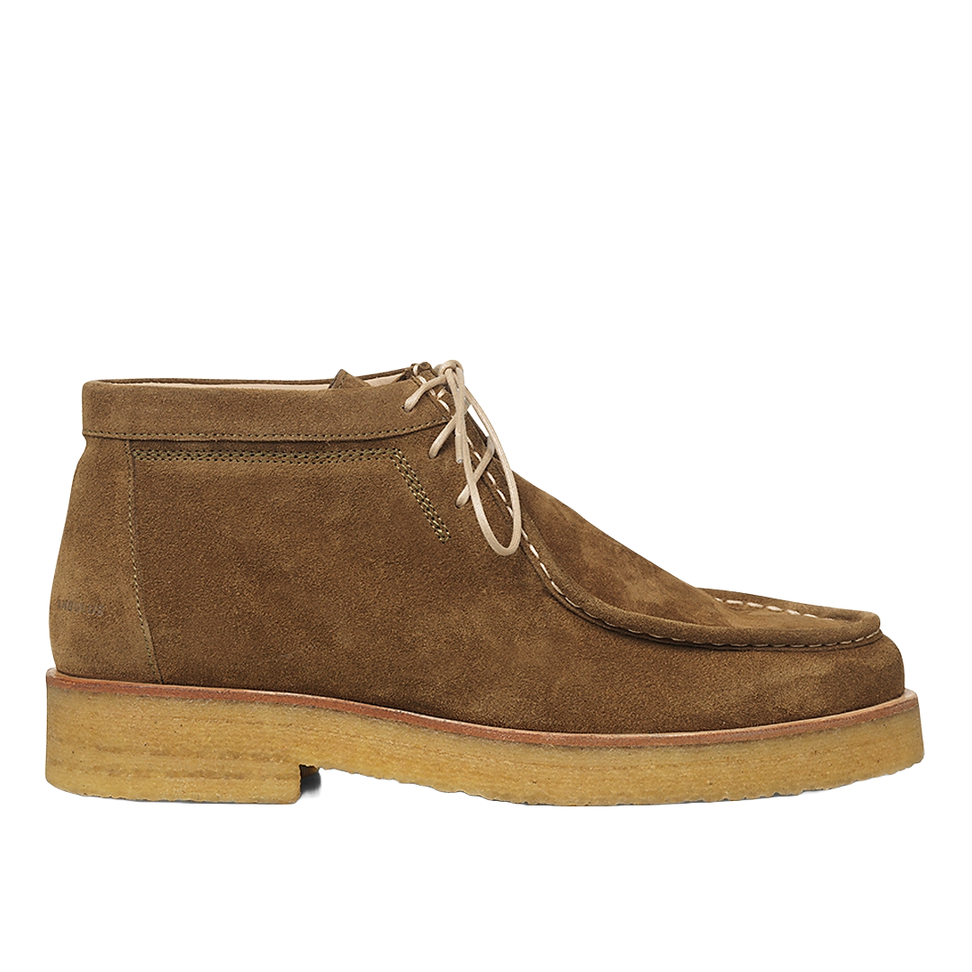 Low-cut lace-up boot