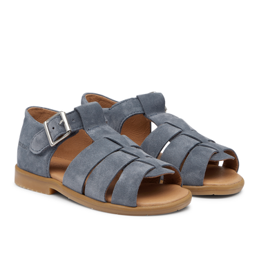 Open toe sandal with buckle closure