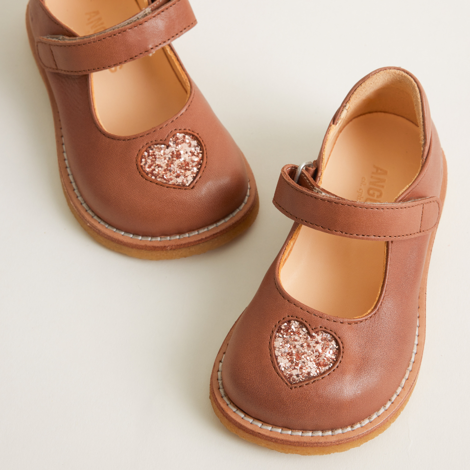 ANGULUS 3432 101 Mary Janes with glitter heart and velcro closure SHINE ANGULUS COM