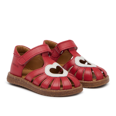 Sandal with contrast heart