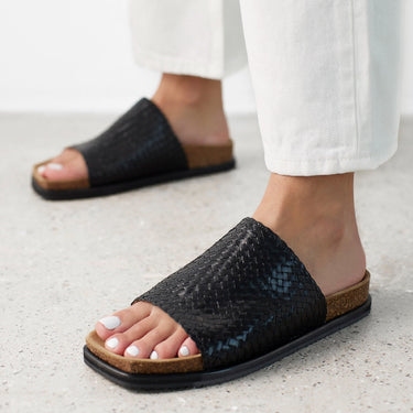 Hand-braided Footbed slip ins