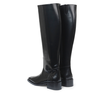 High-leg boot with zipper